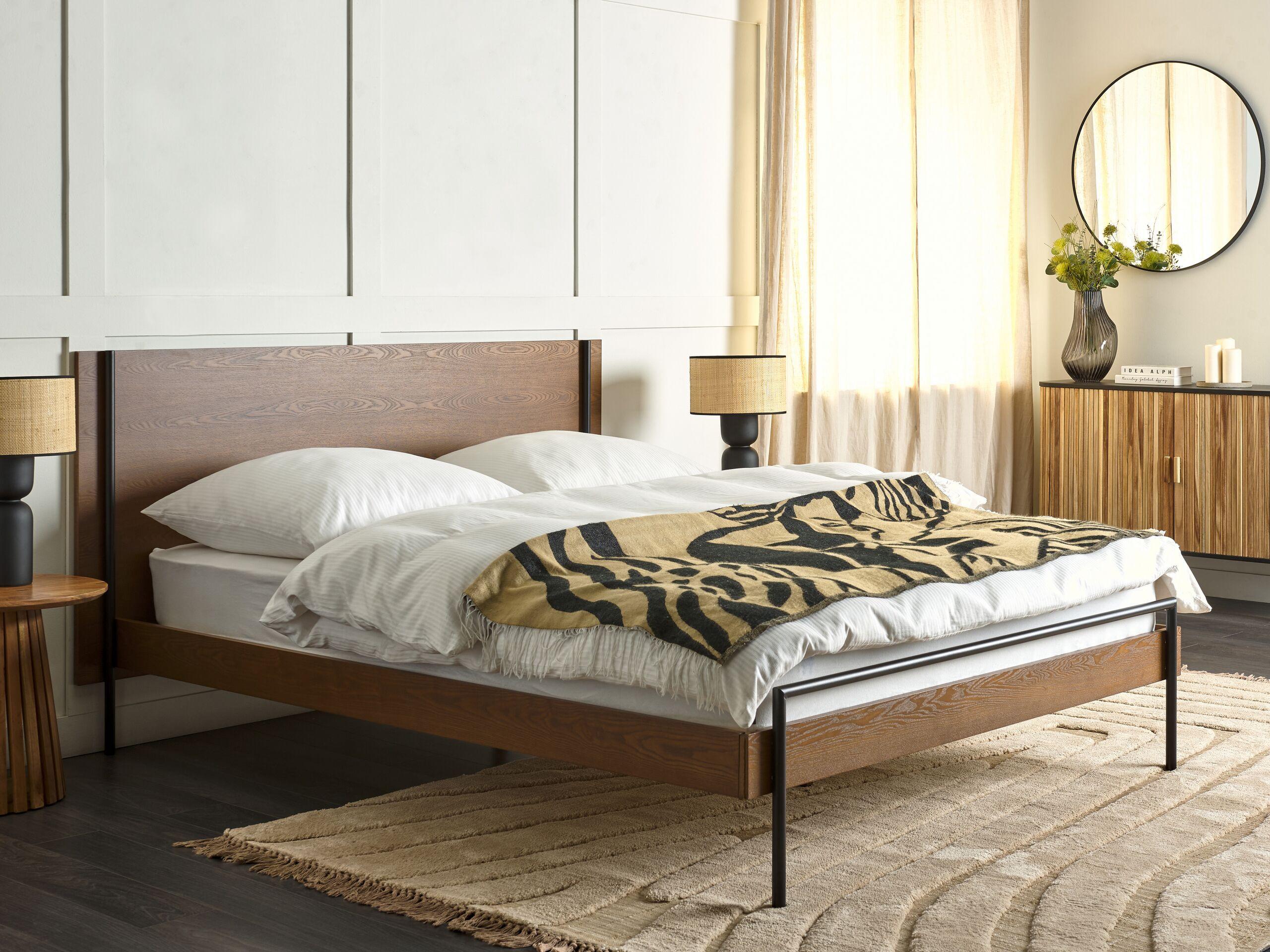 Beliani Bett mit Lattenrost aus MDF-Platte Modern LIBERMONT  