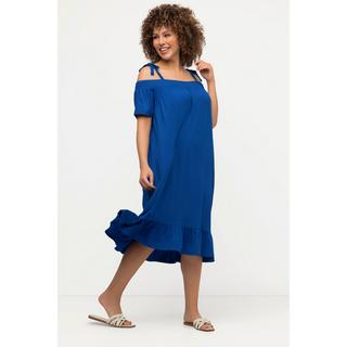 Ulla Popken  Robe midi à volant. Manches courtes et décolleté Carmen. Silhouette en A. 