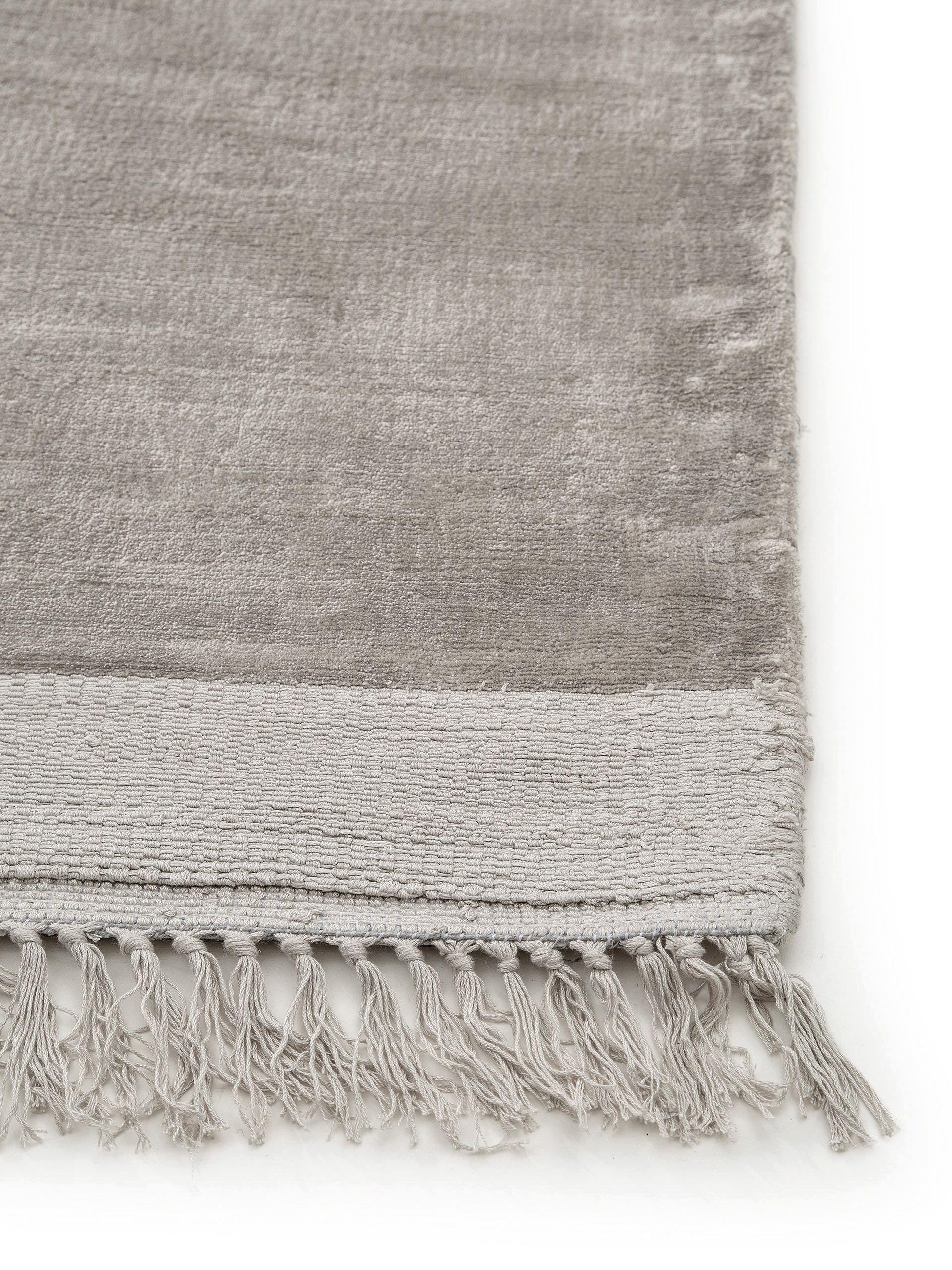 Benuta Tapis en viscose Pearl Gris clair  