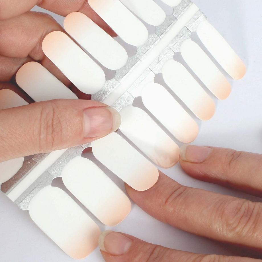 LAUED  vegane Nagelfolien solid statement Smooth Salmon 