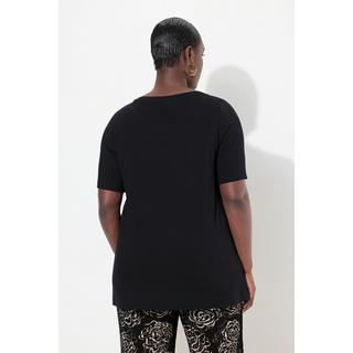 Ulla Popken  T-shirt avec col en V fantaisie et manches longues, coupe évasée 