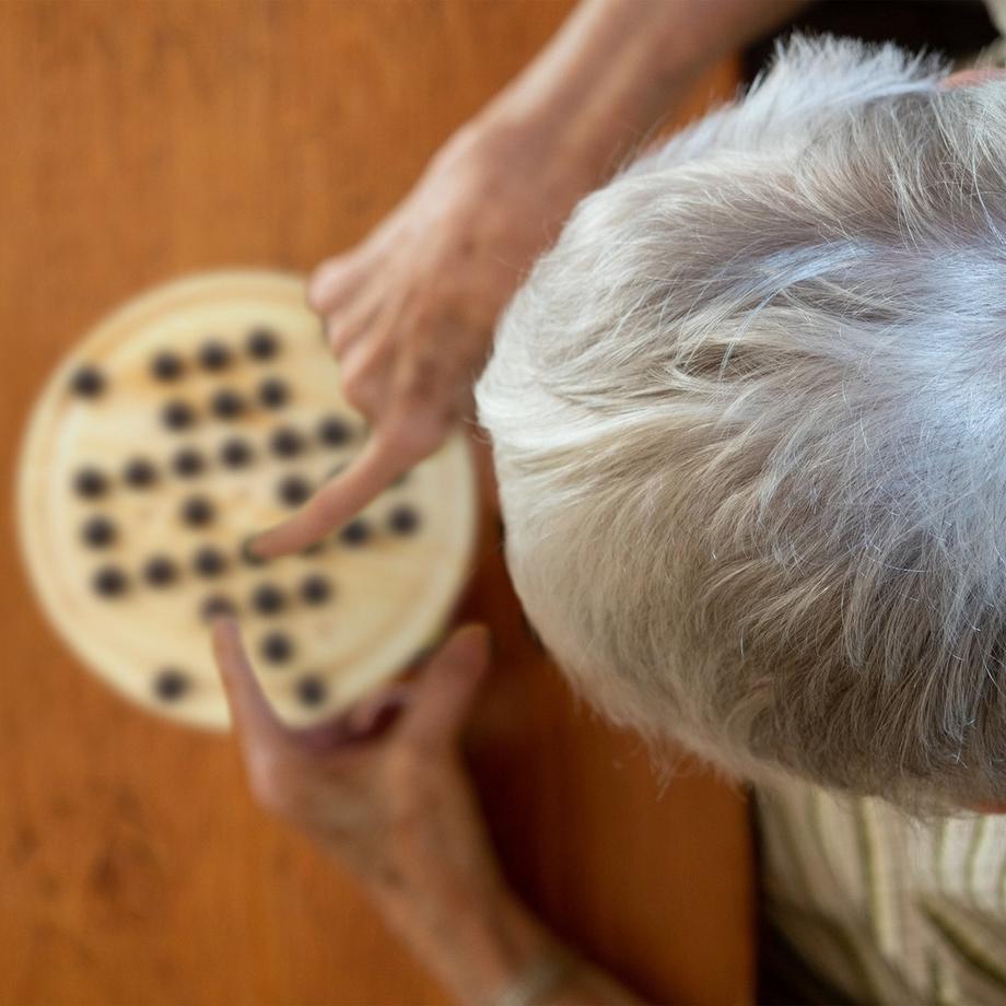 B2X  Solitaire-Spiel aus Holz 