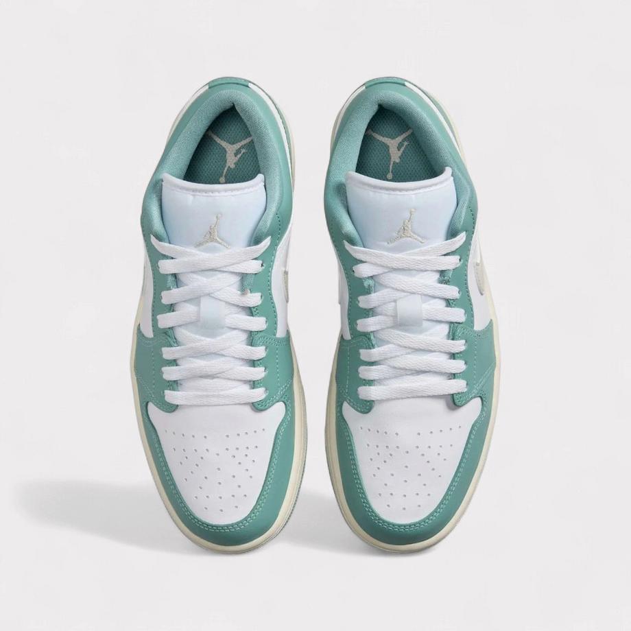 NIKE Air Jordan 1 Low Baskets  