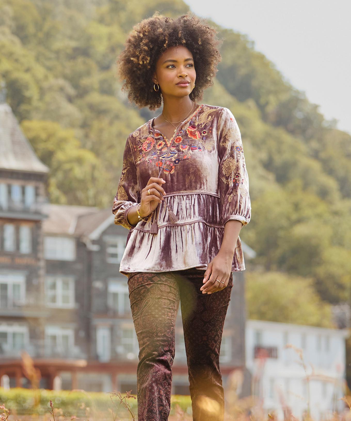 Joe Browns Besticktes Samtoberteil  