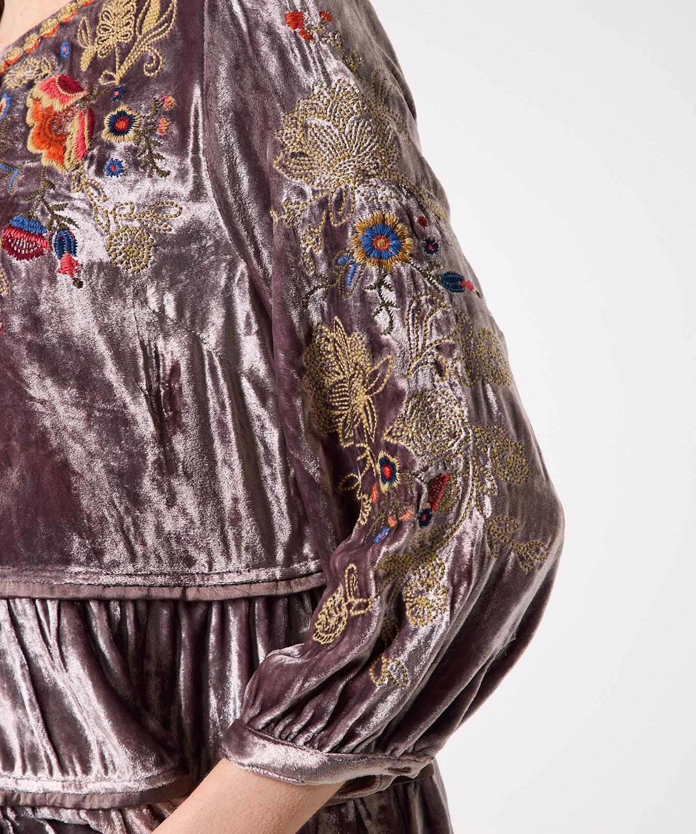 Joe Browns Besticktes Samtoberteil  