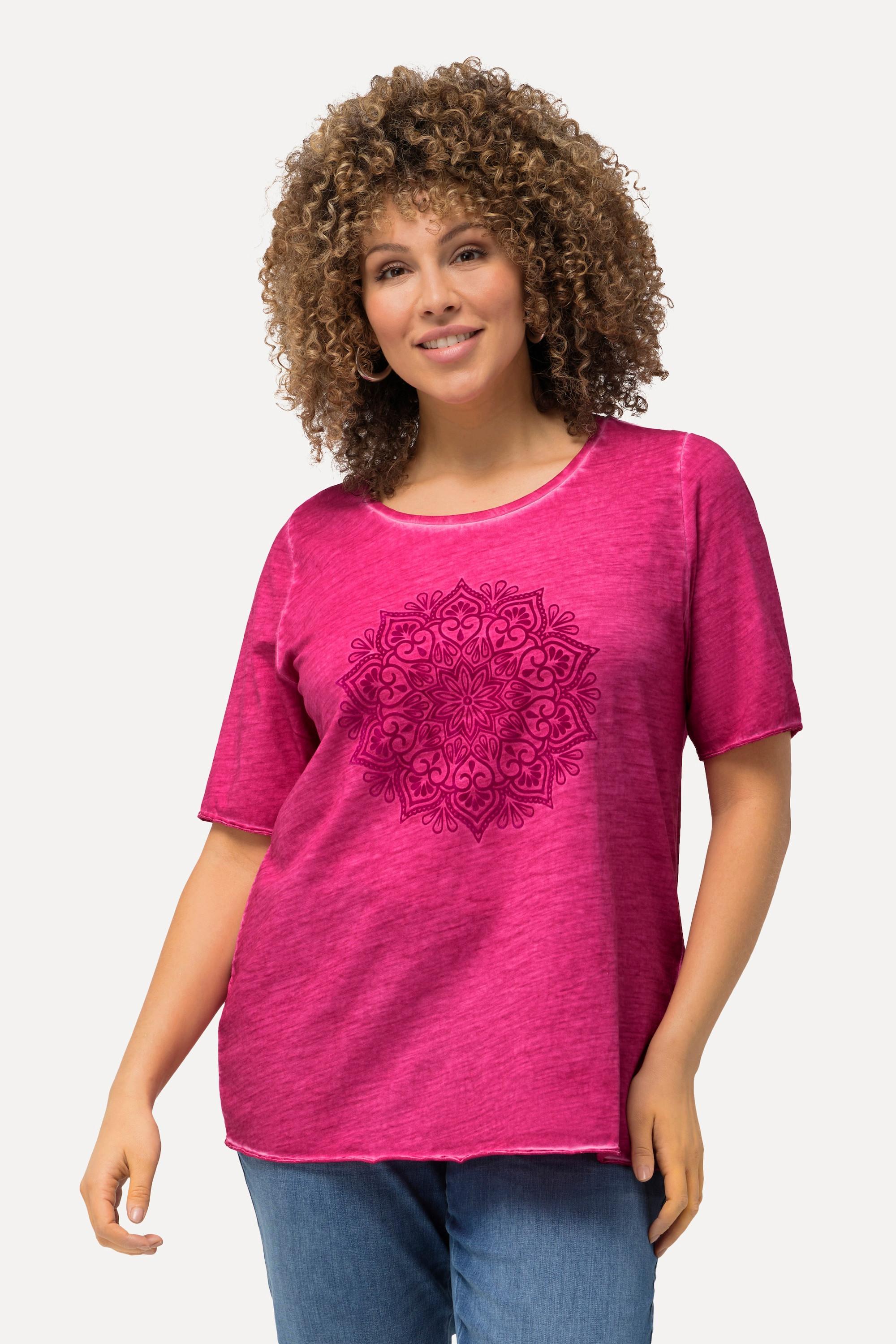 Ulla Popken  T-shirt classica con stampa floccata con mandala, scollo a girocollo e mezze maniche 