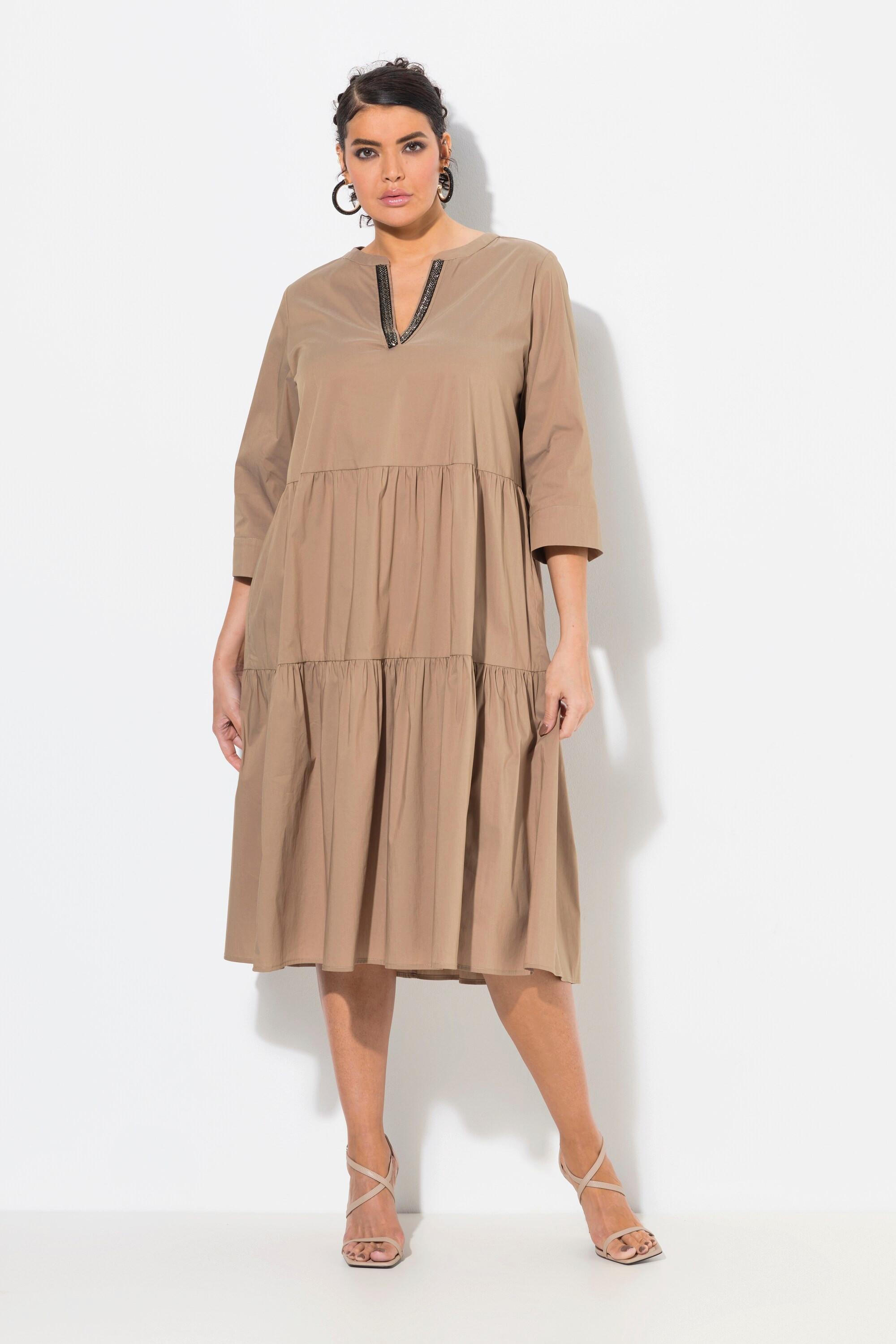 Ulla Popken  Robe midi à volants, col tunisien et manches 3/4, coupe évasée 