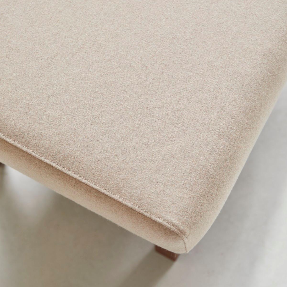 Tikamoon Repose-pieds en chêne massif et lainage écru Bjorn  