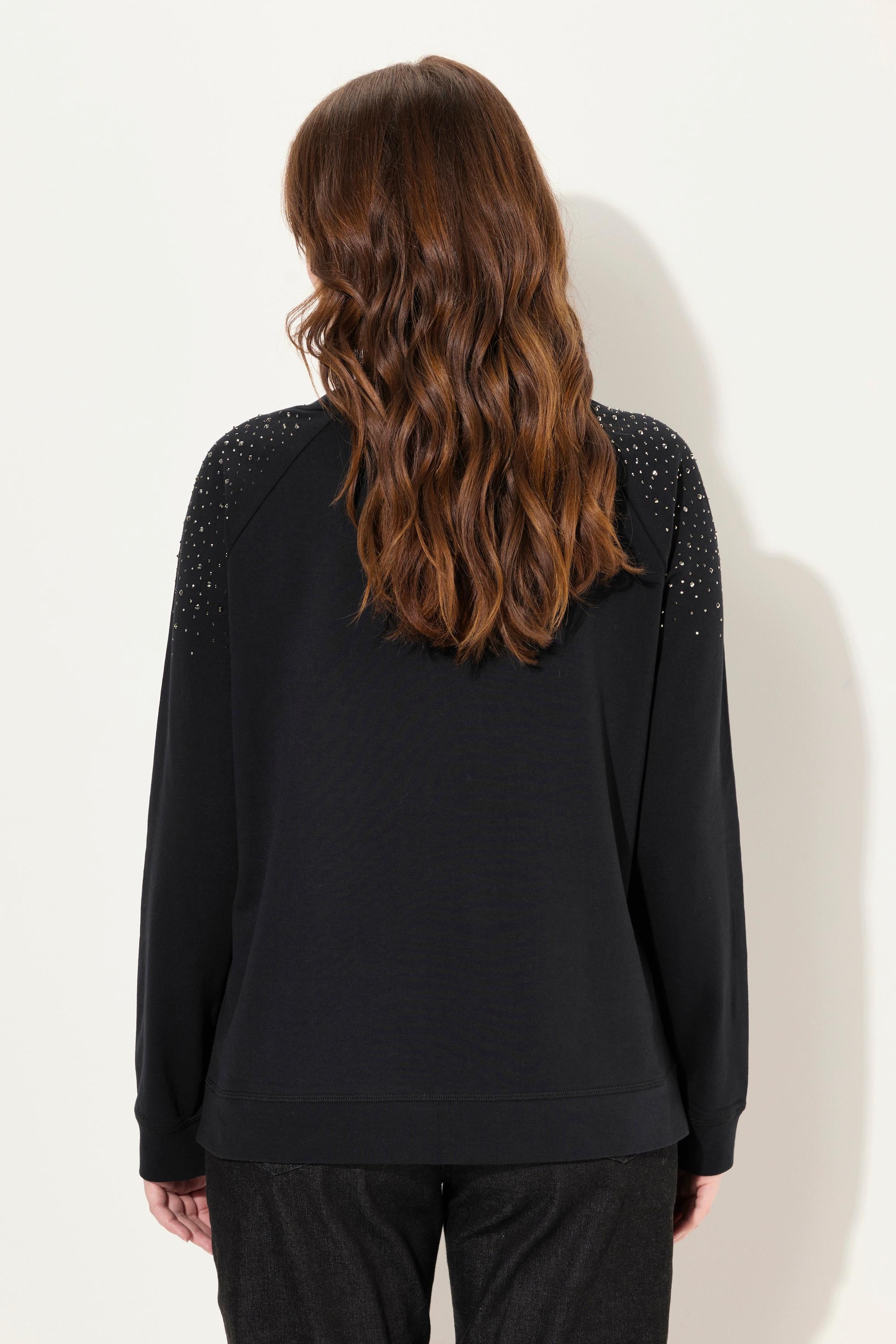 Ulla Popken  Sweat-shirt oversize, col rond et manches longues. Rivets fantaisie. 