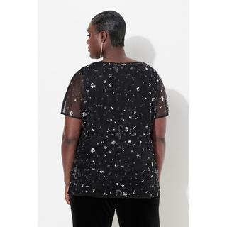 Ulla Popken  Blouse en mesh. Coupe oversize à manches courtes. Sequins et strass 