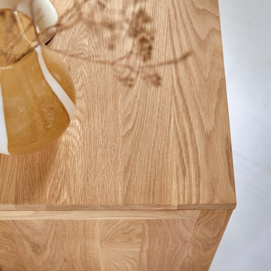 Tikamoon Nachttisch aus massivem Eichenholz mit 3 Schubladen Eden  