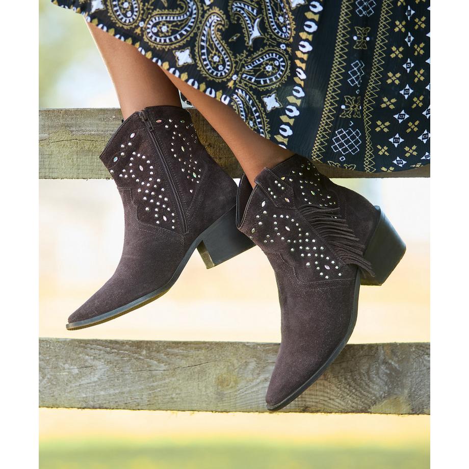 Joe Browns  Bottes en daim marron ornées 