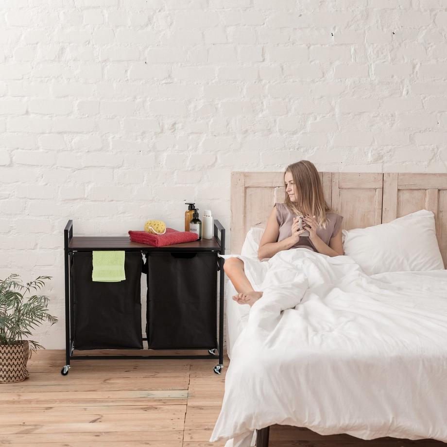 B2X Wäschekorbständer mit Ablage  