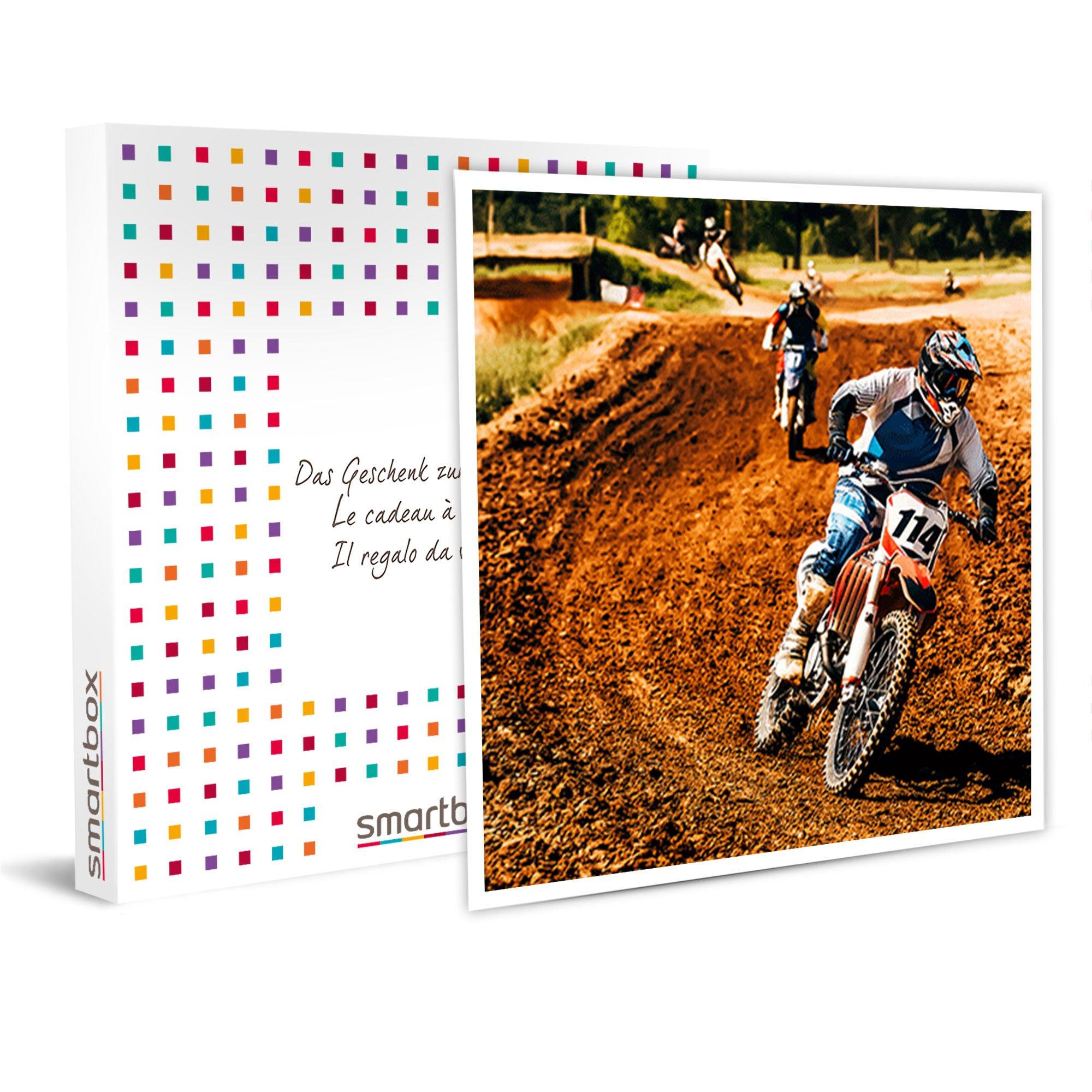 Image of Smartbox 2 Motocross-Lektionen für 2 Personen und MX-Gadgets - Geschenkbox
