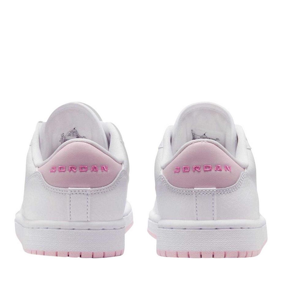 NIKE Baskets Air Jordan Access en Cuir  