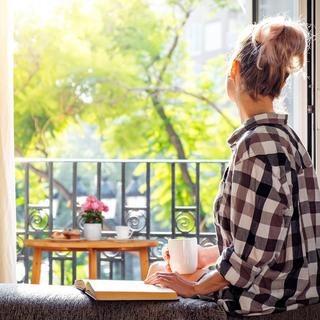 B2X Tavolo pieghevole semicircolare in legno  