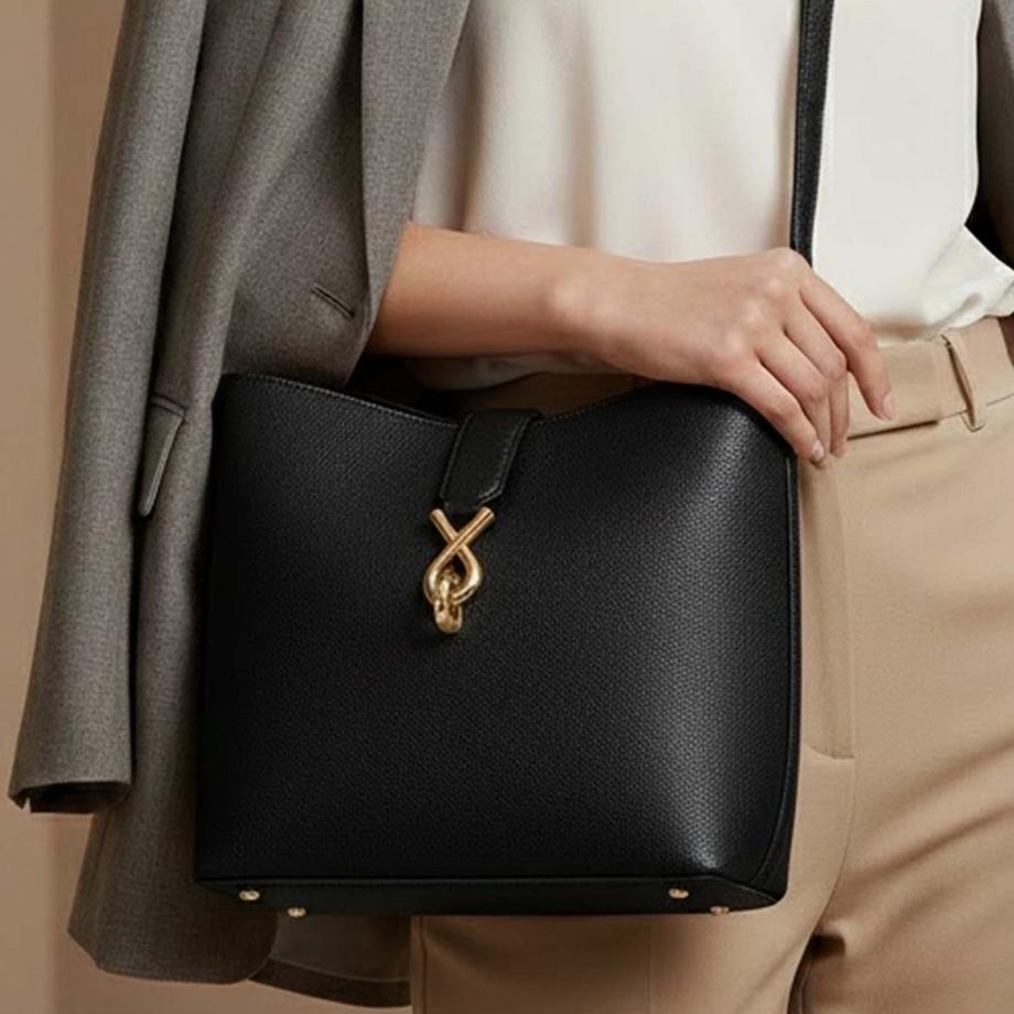 Gallantry Genarbte Schultertasche  