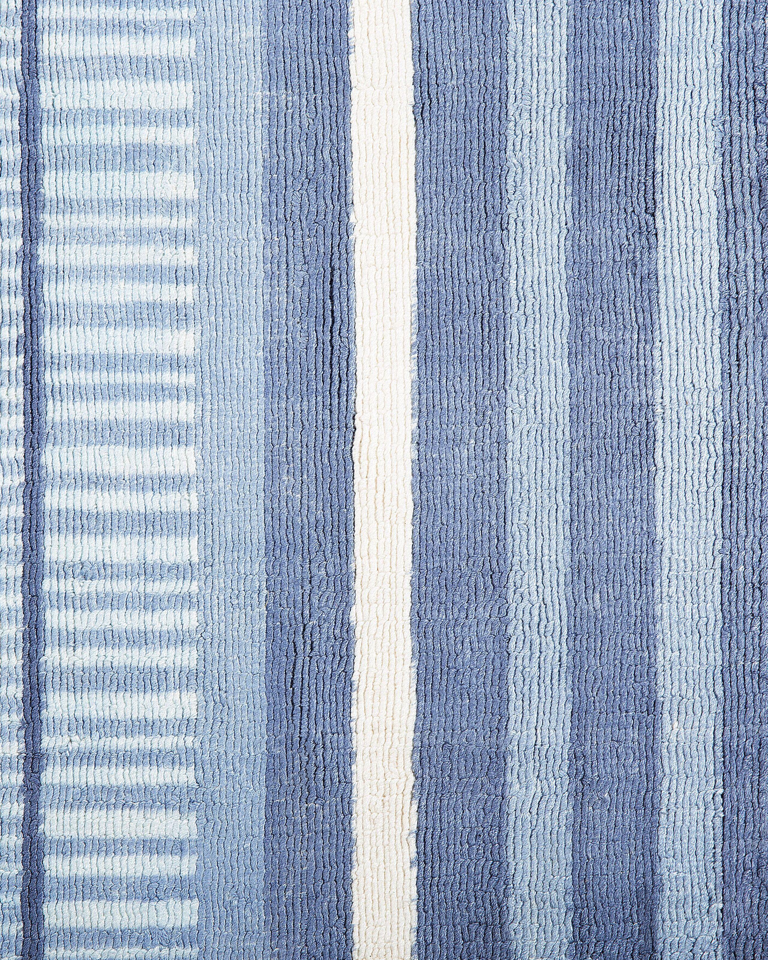 Beliani Tapis en Soie artificielle Scandinave YARDERE  