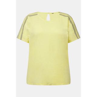 Ulla Popken  T-shirt avec broderies et épaules smockées, col rond et manches courtes 