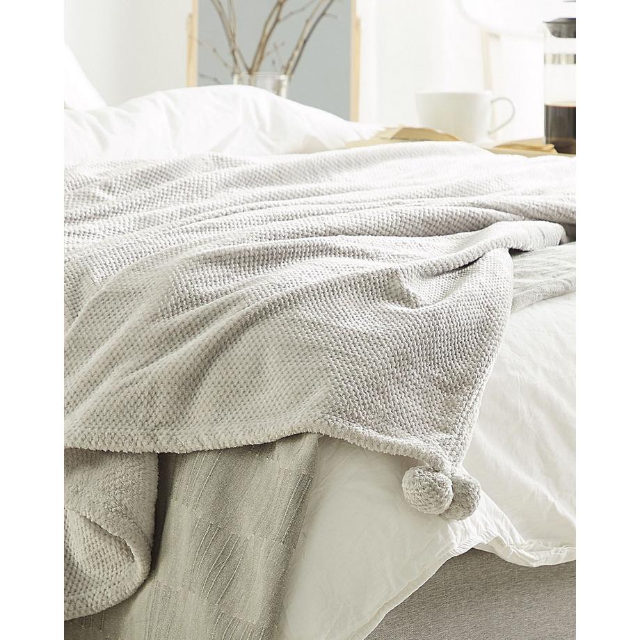 Beliani Moderne Polyester Kuscheldecke  