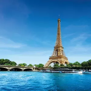 Paris magique : séjour romantique d'1 nuit en hôtel 3* ou 4* - Coffret Cadeau