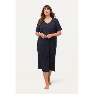 Ulla Popken  Chemise de nuit à imprimé petits ronds. Décolleté en V et manches longues 