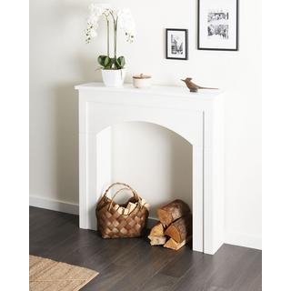 Beliani Kaminumrandung aus MDF-Platte Klassisch BUSSELTON  