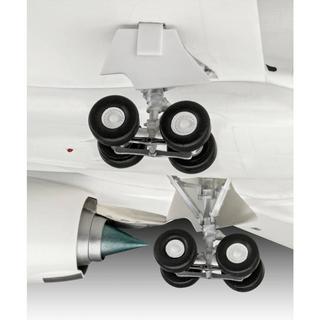 Revell  Level 4 Airbus A350-900 Lufthansa New Livery 