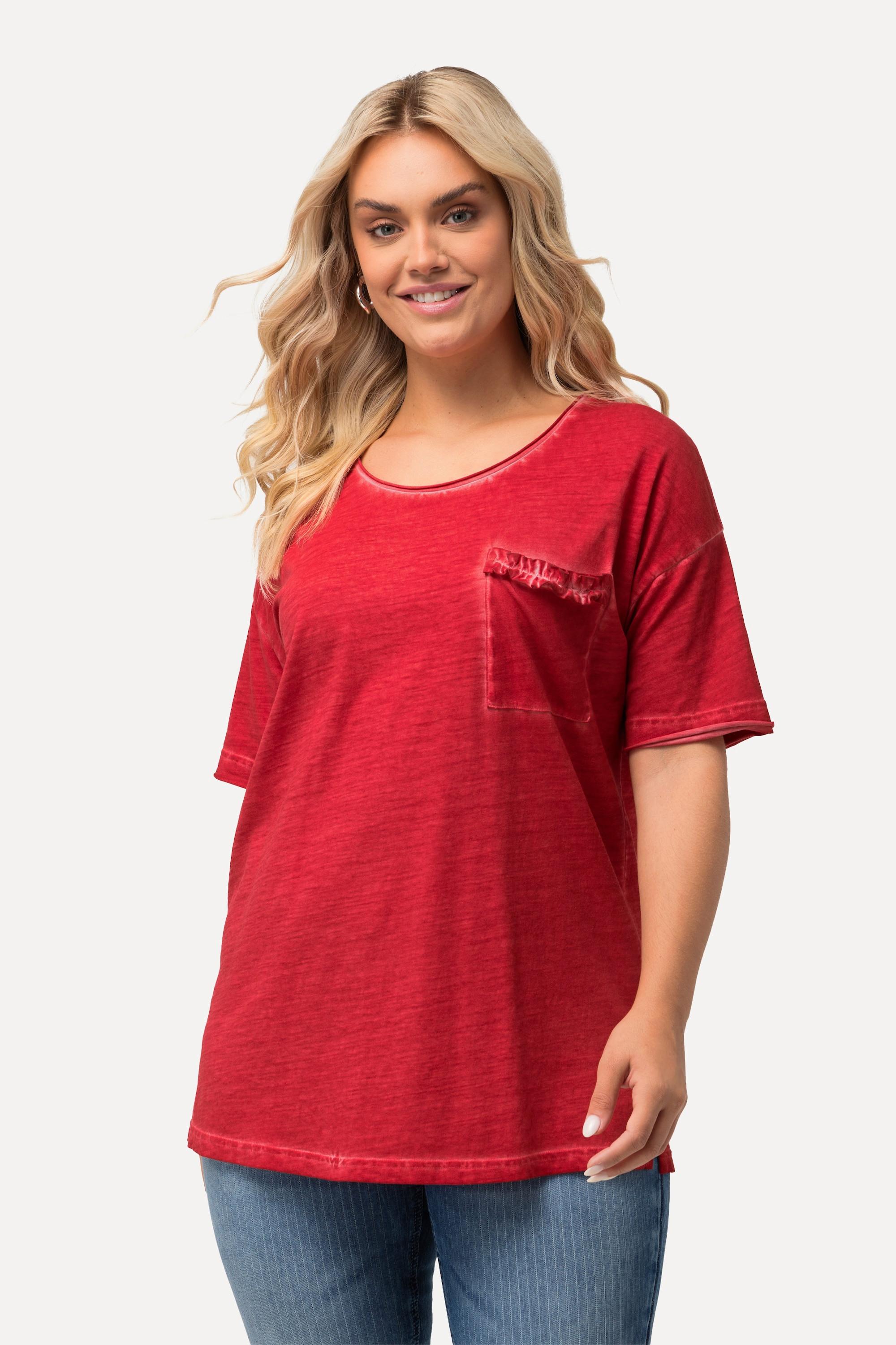 Ulla Popken  T-shirt à col rond et manches courtes. Poche poitrine à bord ruché 