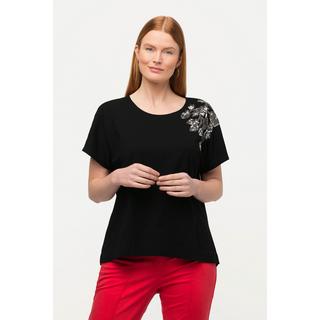 Ulla Popken  T-shirt dal taglio oversize con ricami, perline, scollo a girocollo e mezze maniche 