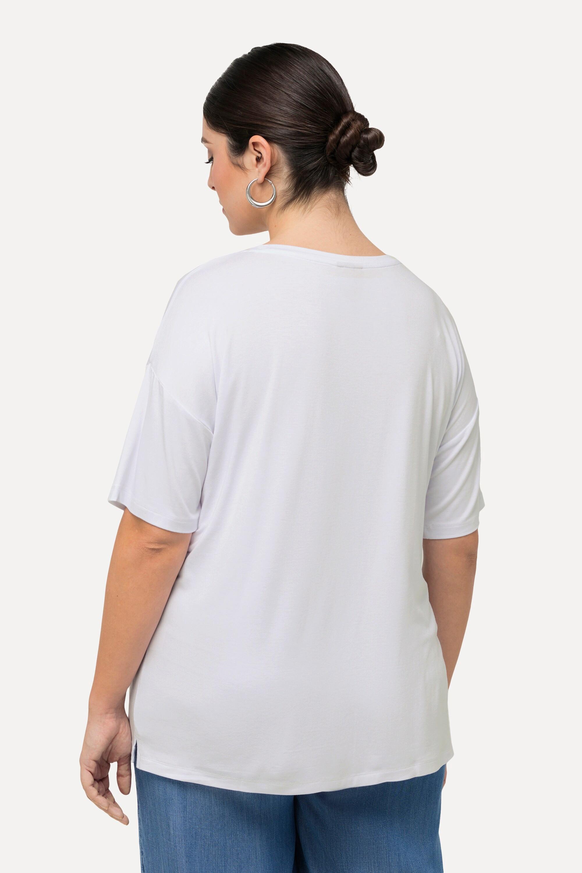 Ulla Popken  T-shirt avec petites pierres fantaisie et mélange d'imprimés. Col rond et manches courtes. 