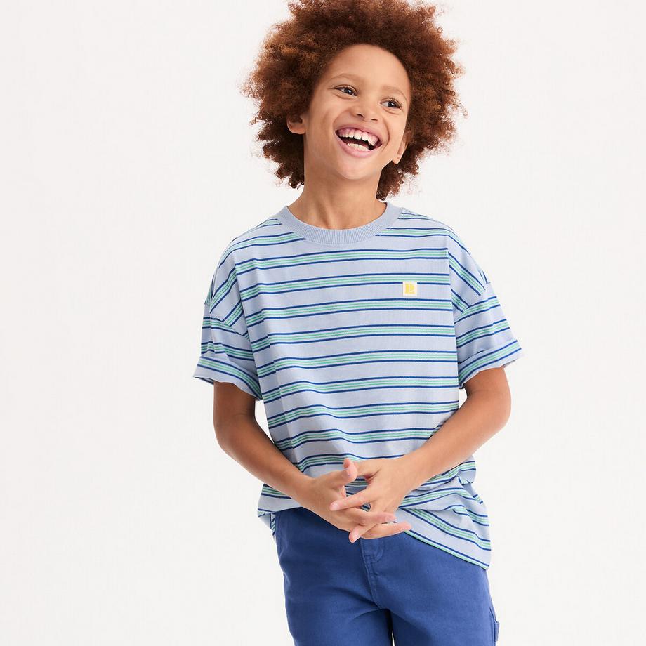 Gestreiftes Oversize-T-Shirt mit Rundhalsausschnitt und kurzen Ärmeln