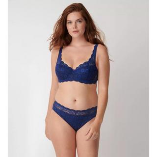 Triumph Amourette 300 WHP BH  