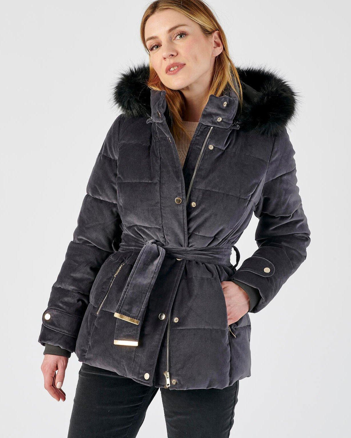 Damart  Parka en velours lisse. 