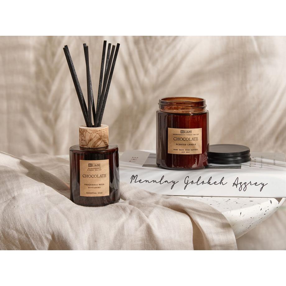 Beliani Candela Profumata con Diffusore di Fragranze en Cera di Soia Classico DARK ELEGANCE  