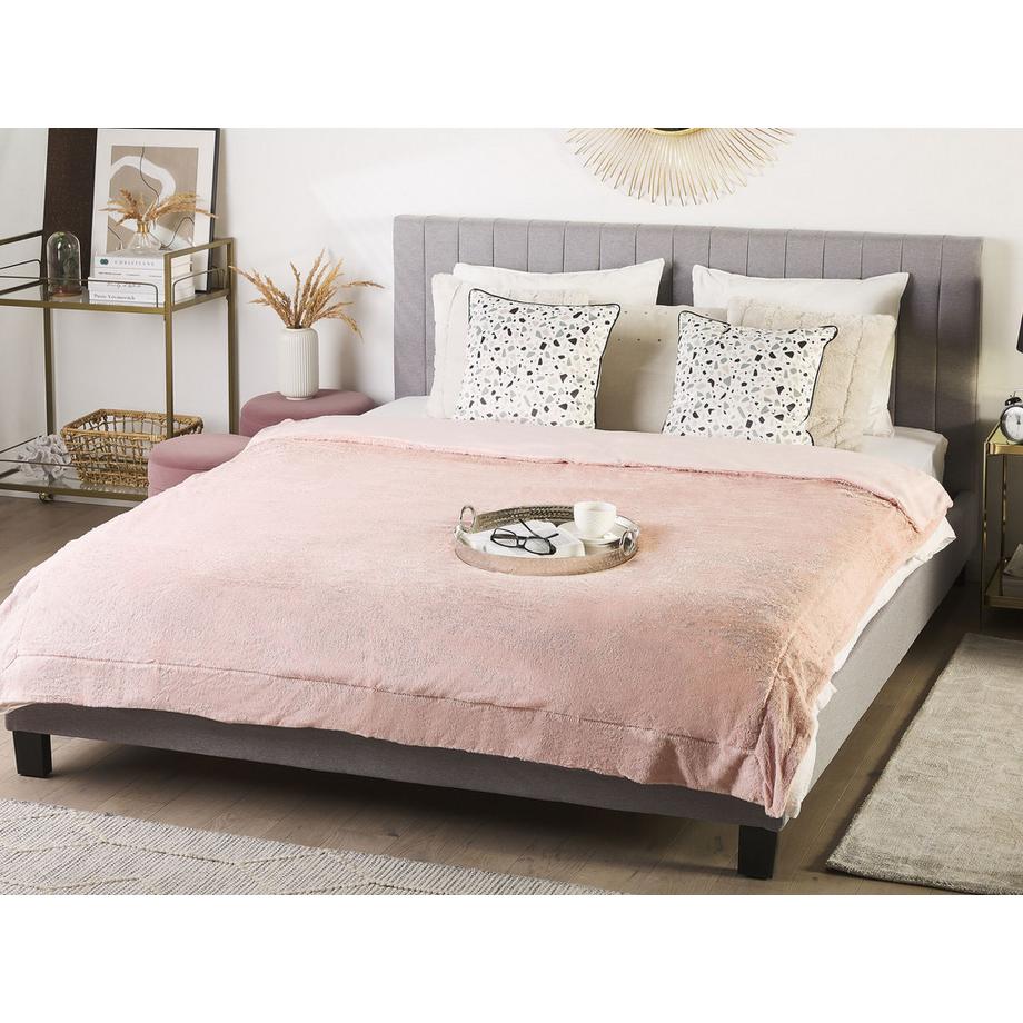 Beliani GELIK Couverture Moderne en Polyester  