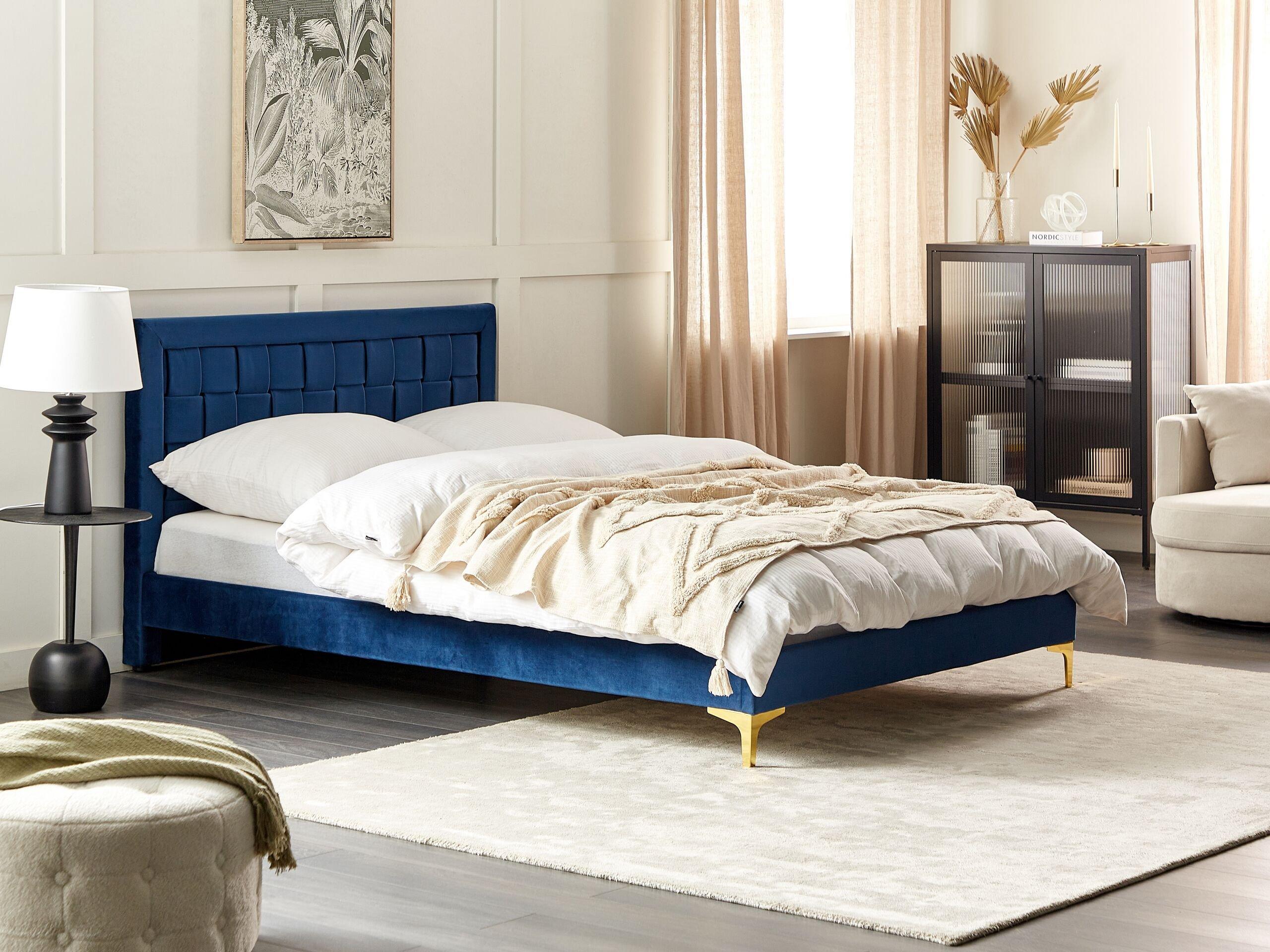 Beliani Bett mit Lattenrost aus Samtstoff Modern LIMOUX  