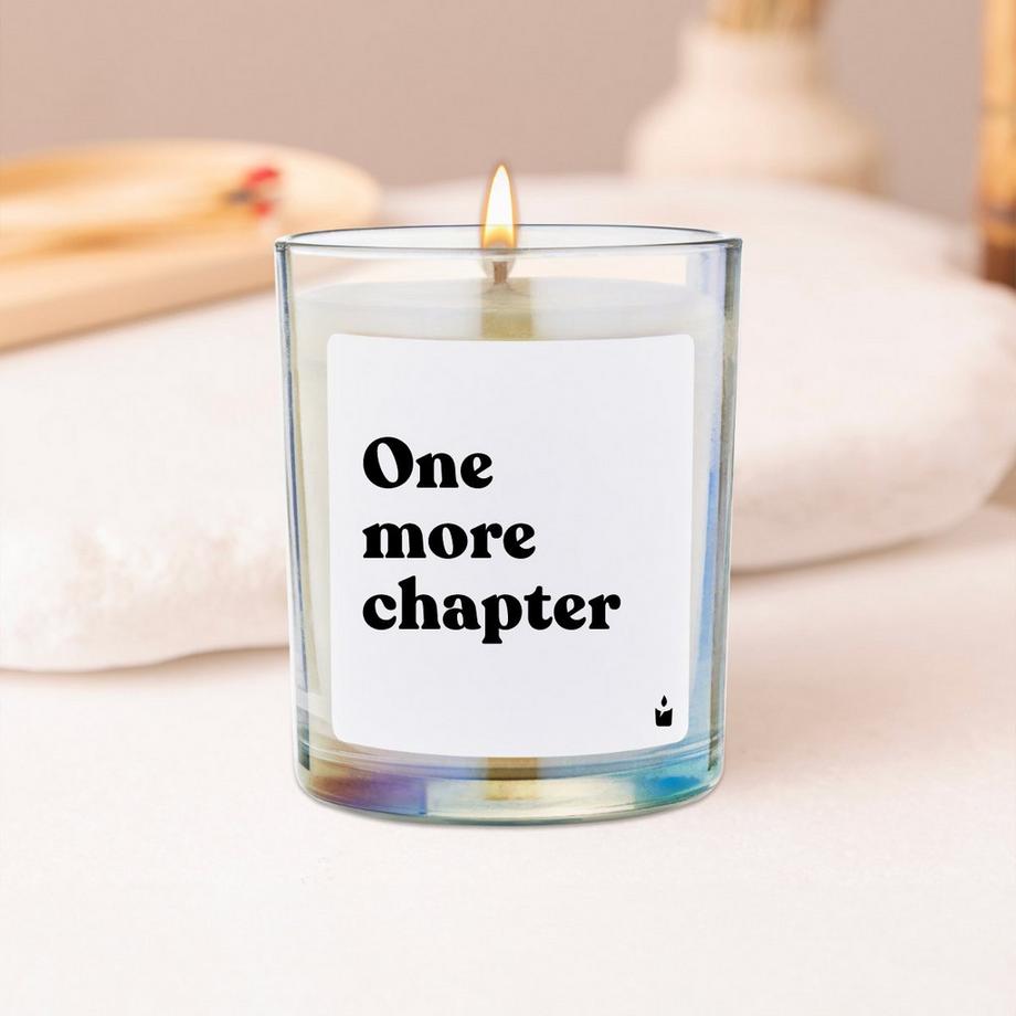 CandleHand Duftkerze Woody One more chapter  