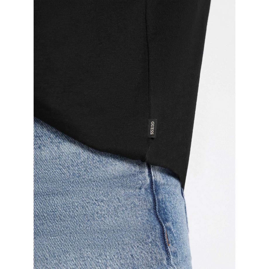 GUESS Iconic Logo T-Shirt  