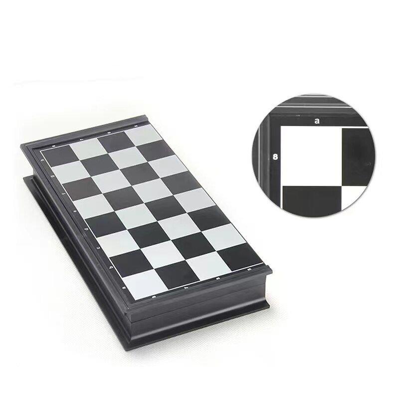 Gameloot  Jeu d'échecs pliable - magnétique - 20 x 20 cm 