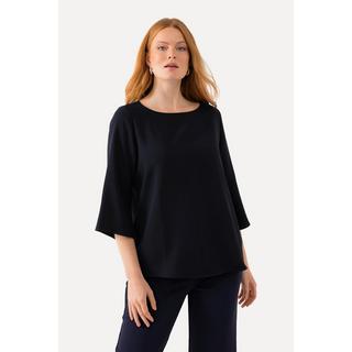 Ulla Popken  Blouse en triacétate. Décolleté rond et manches 3/4. Coupe Boxy Fit. 