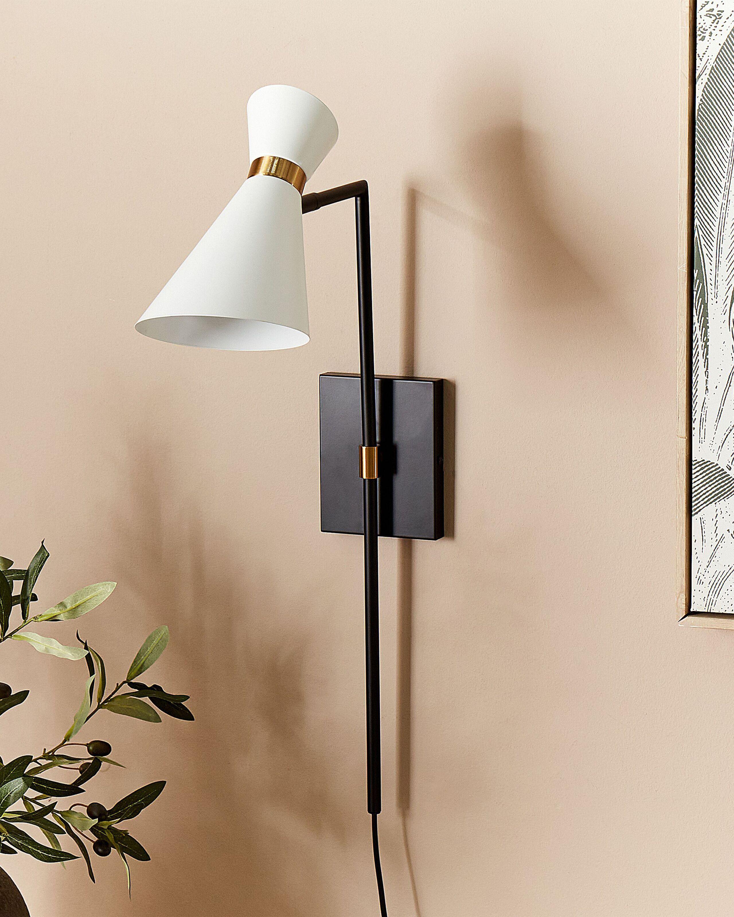 Beliani Wandlampe aus Eisen Modern MELAWI  