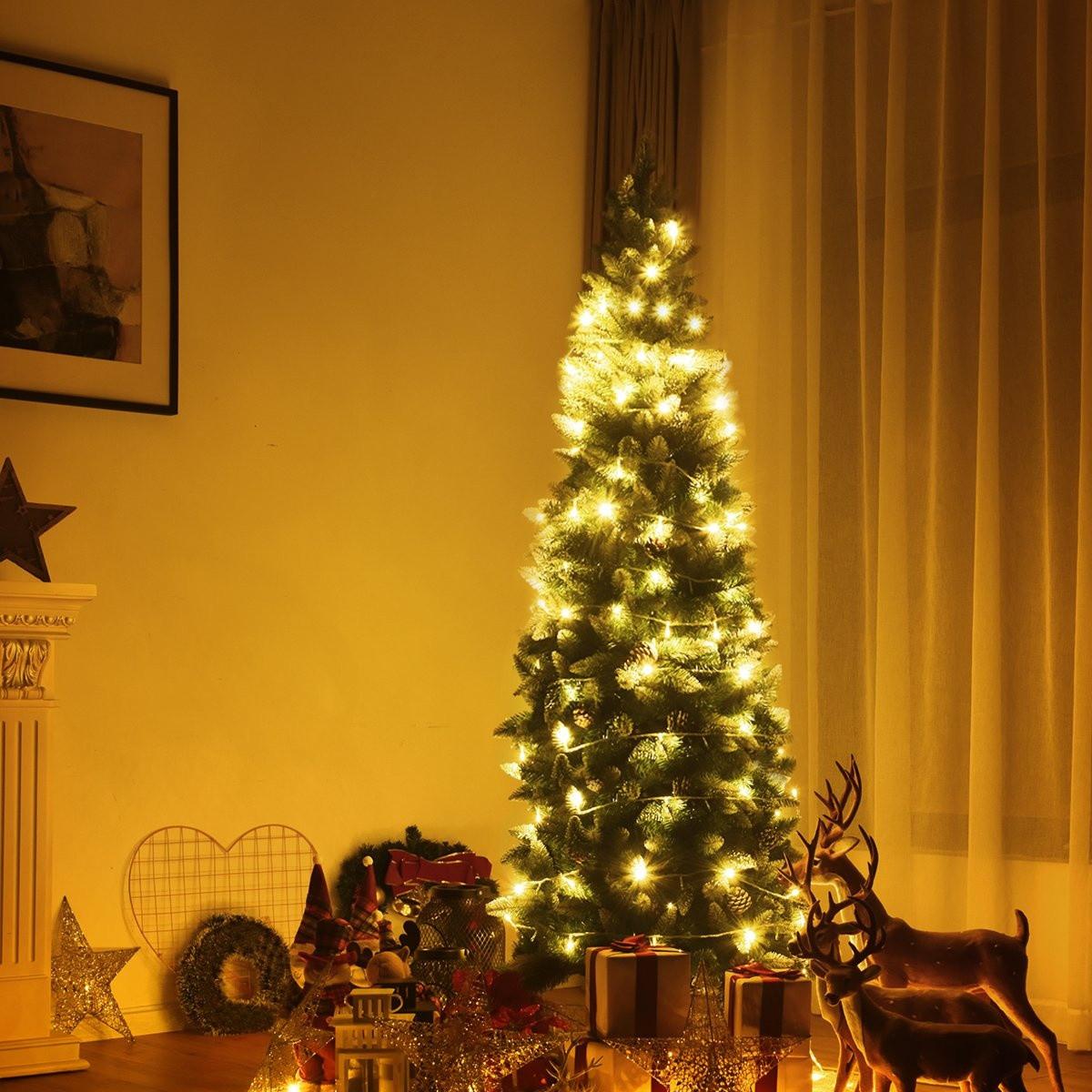 Northix Albero di Natale innevato con supporto in metallo e 630 punte aghi in PVC 220 cm  