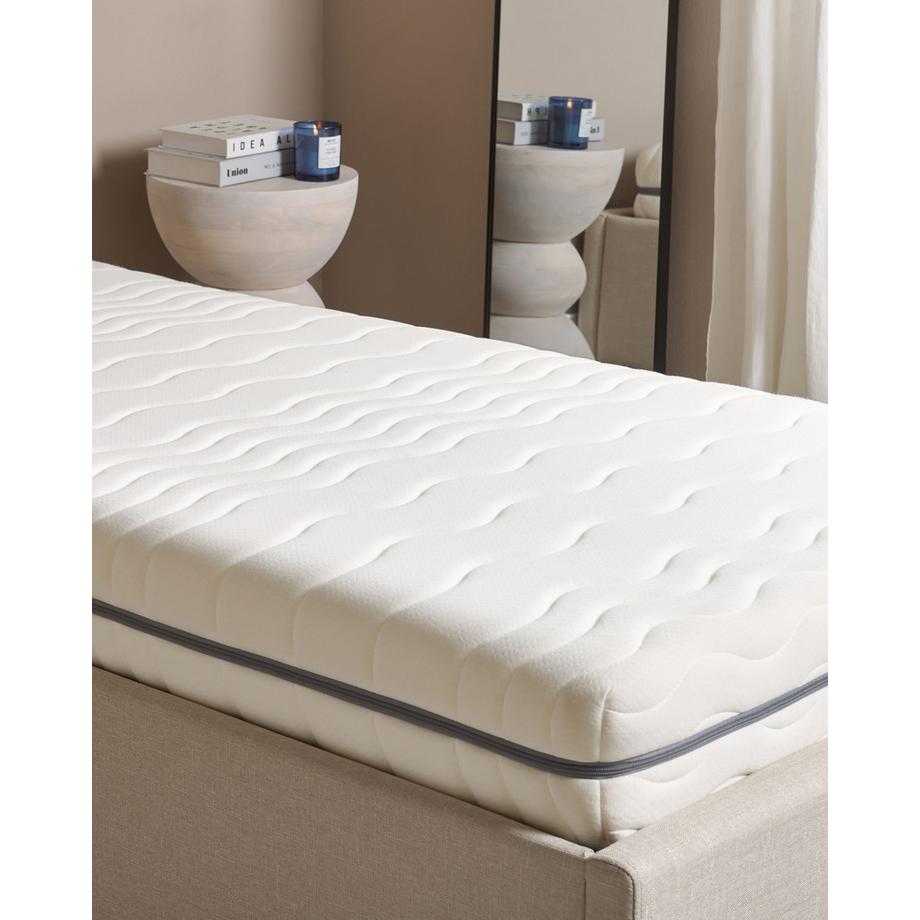Beliani Materasso in Memory Foam en Schiuma PU SERENITY  