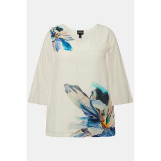 Ulla Popken  Blusa dal taglio oversize con fiori, scollo a V e maniche svasate a 3/4 