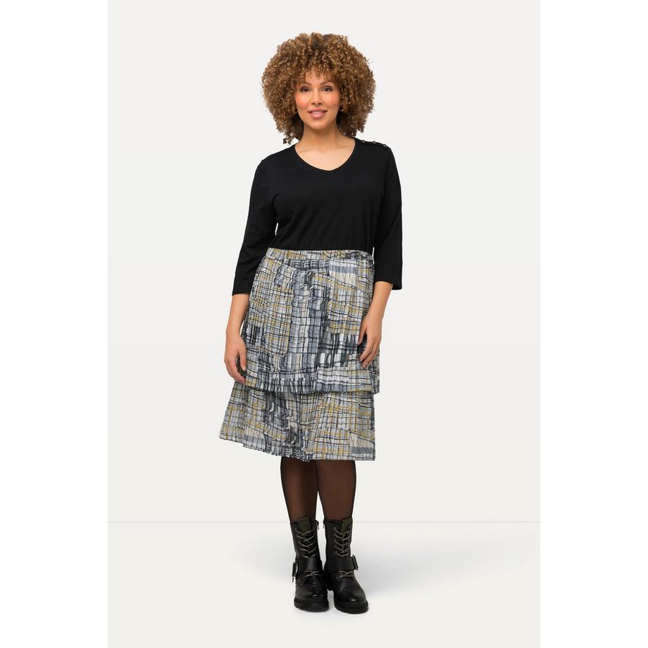 Ulla Popken Robe en jersey Jupe plissée Ligne A Col en V Manches 3/4  