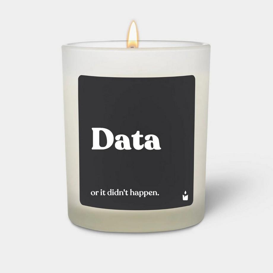 CandleHand Duftkerze Flowery Data or it didn't happen.  