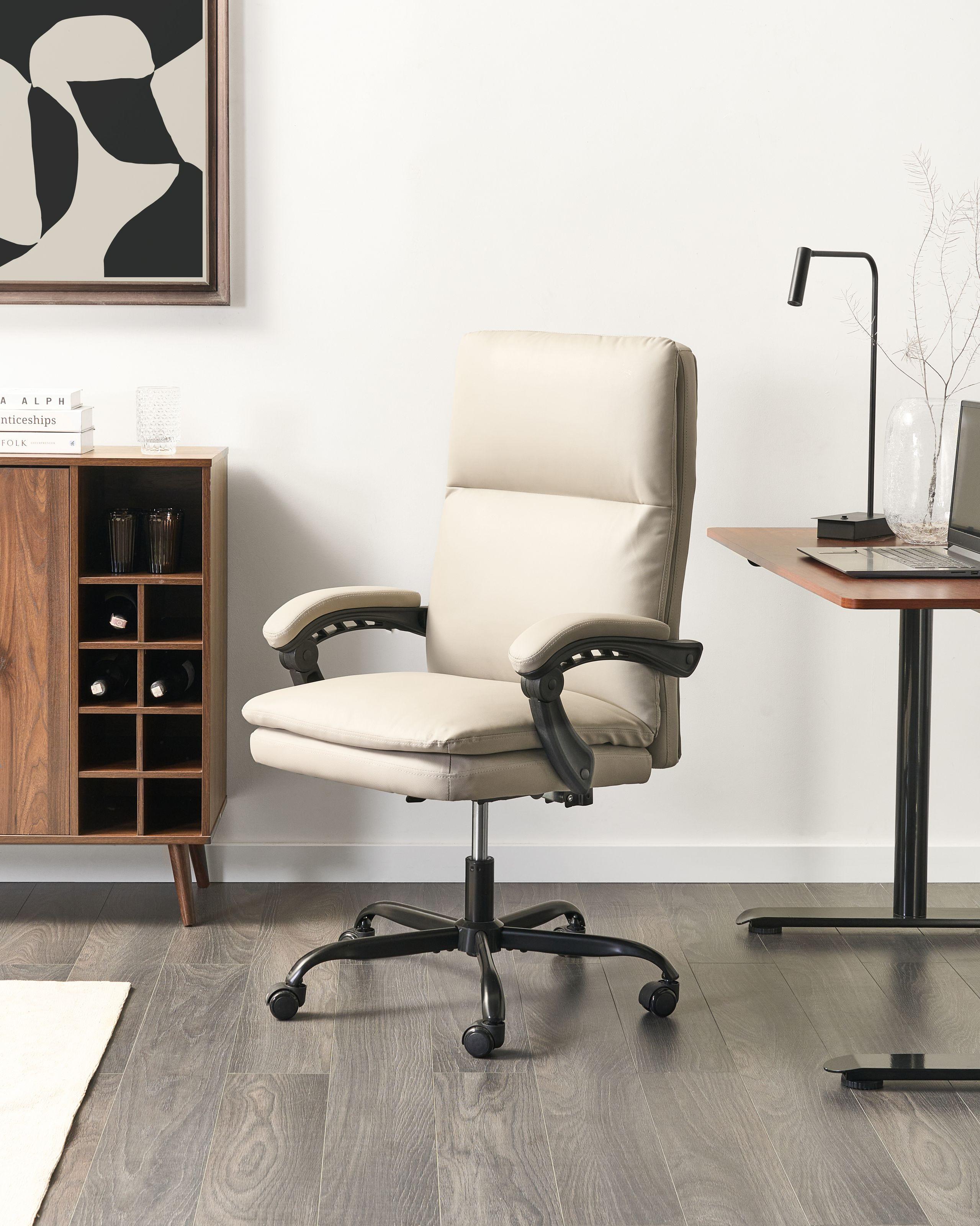 Beliani Chefsessel aus Kunstleder Klassisch SERENE  