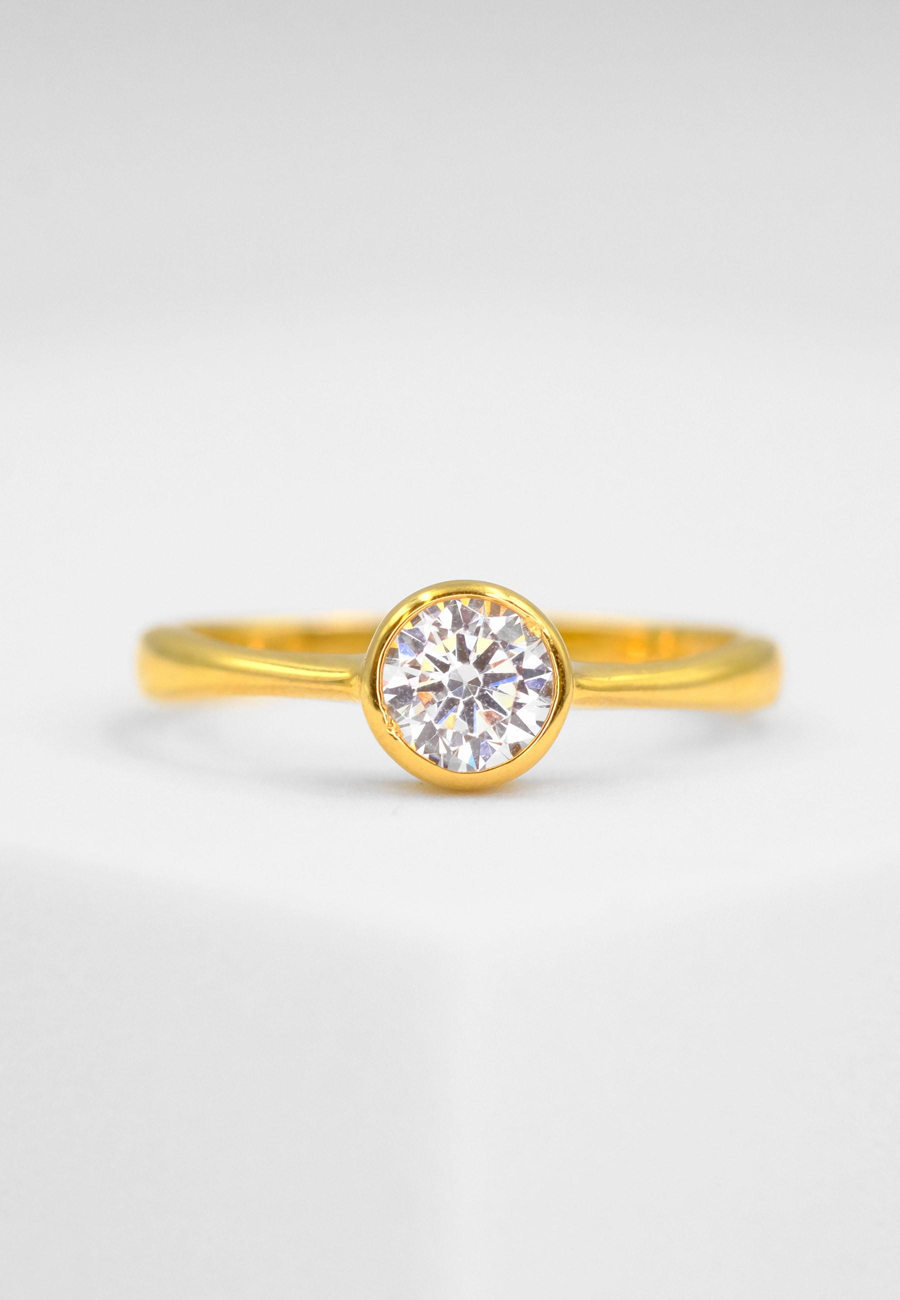 MUAU Schmuck  Ring Gelbgold 750 Zirkonia 