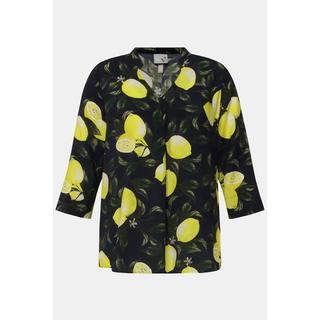 Ulla Popken  Blouse imprimé citrons, col légèrement montant. Décolleté en V et manches 3/4. 